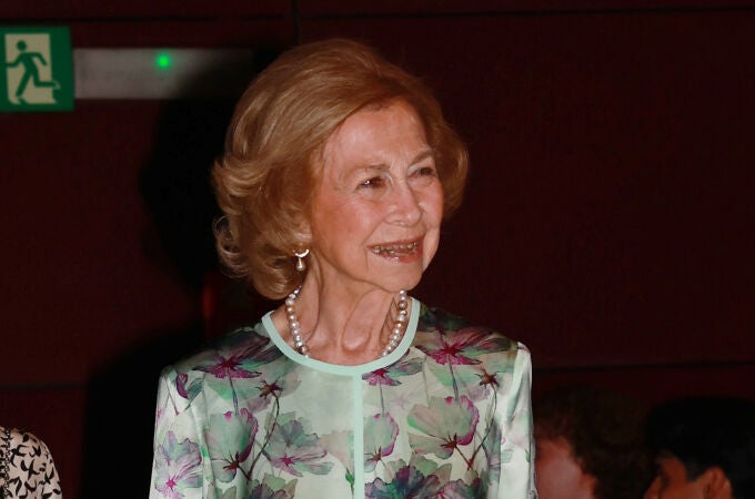 El look floral de la Reina Sofía.