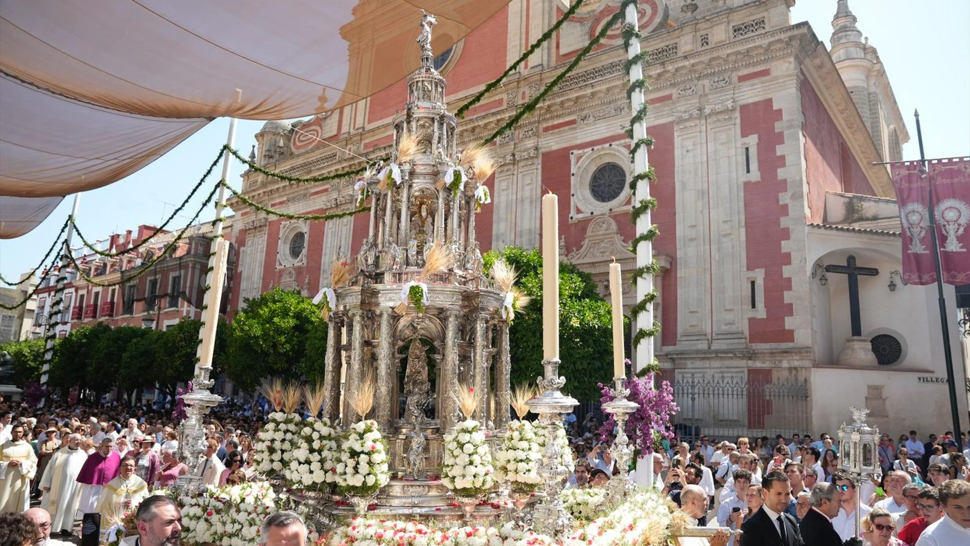 Procesión del Corpus por las calles de Sevilla de 2024