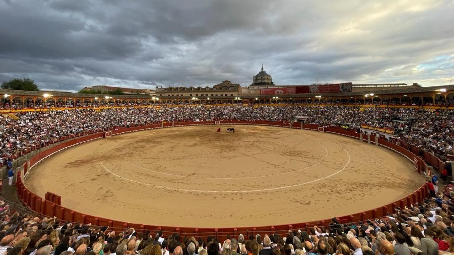 Morante, Roca y Rufo devuelven el fervor taurino a Toledo: primer "No hay billetes" después de 16 años