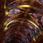 Imagen de la proyección de luz sobre la cúpula de la Parroquia de San Nicolás de Valencia