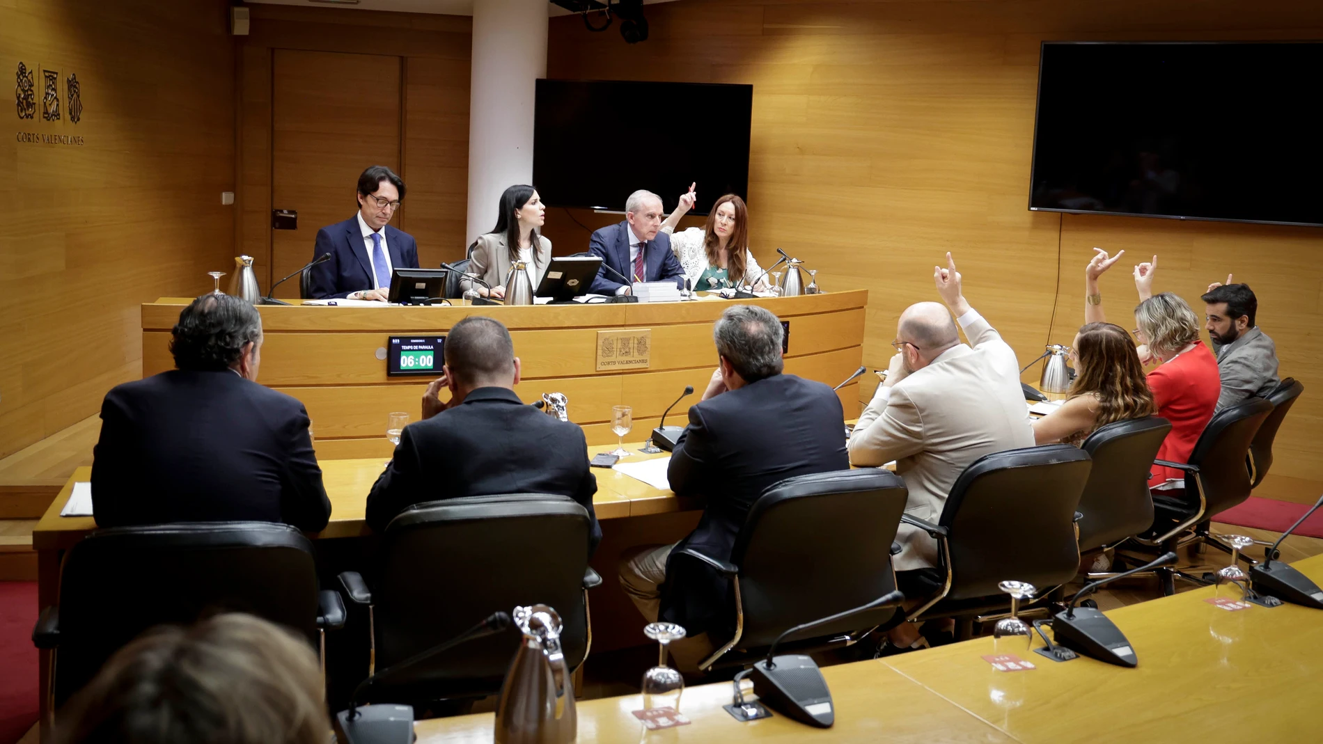 Reunión de la comisión de investigación de la dana del 29 de octubre REMITIDA / HANDOUT por JOSÉ CUÉLLAR/CORTS VALENCIANES Fotografía remitida a medios de comunicación exclusivamente para ilustrar la noticia a la que hace referencia la imagen, y citando la procedencia de la imagen en la firma 19/06/2025