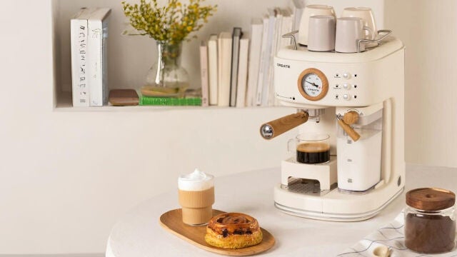El diseño vintage de esta cafetera Create Thera Retro le dará un toque diferente a cualquier cocina