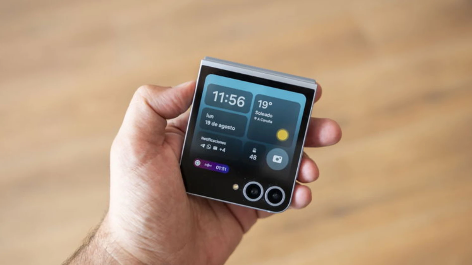El Samsung Galaxy Z Flip6 tiene una pantalla externa de 3,4 pulgadas