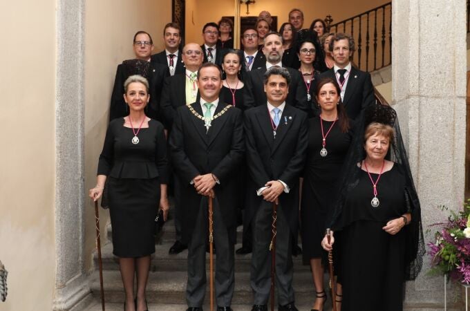 Velázquez con miembros de la Corporación municipal