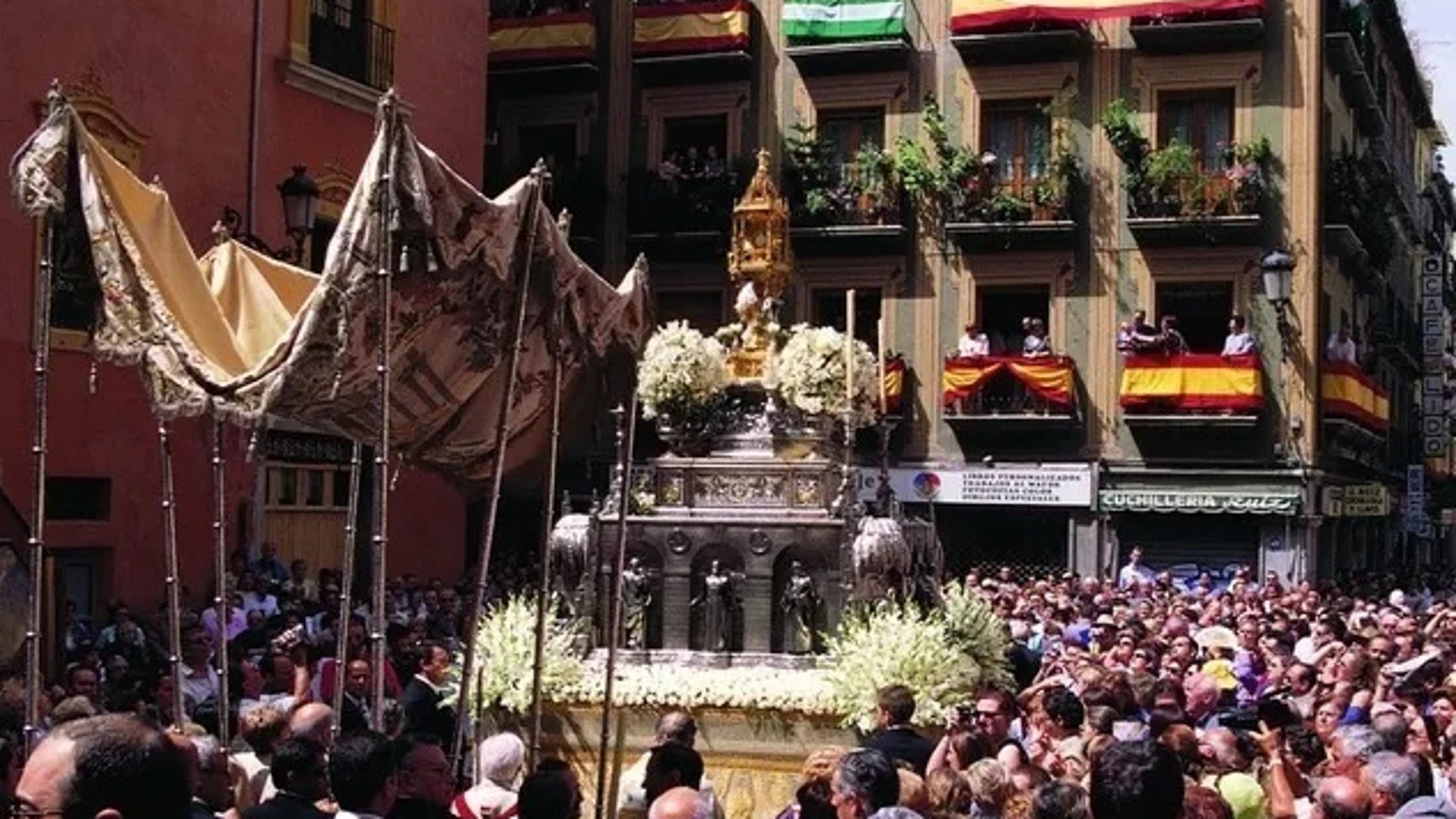 Granada celebra este jueves la procesión del Corpus, ceremonial mitad pagano, mitad religioso