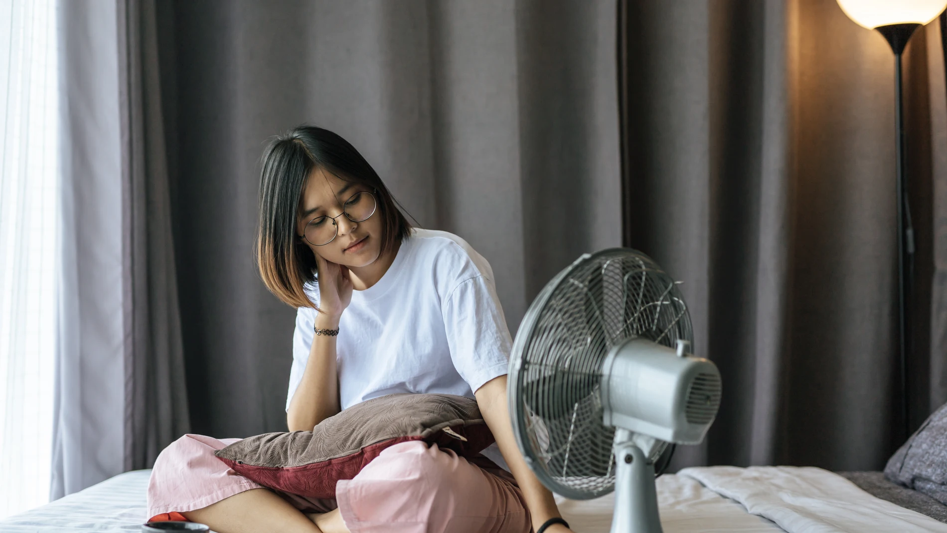 ¿Cuánto cuesta tener el ventilador enchufado toda la noche en plena ola de calor?