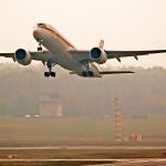 Air India suspende dos rutas con Londres y reduce vuelos a EE.UU. por el accidente y el conflicto en Oriente Próximo
