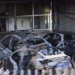 Los ataques a los concesionarios de Tesla han sido recurrentes en los últimos tiempos