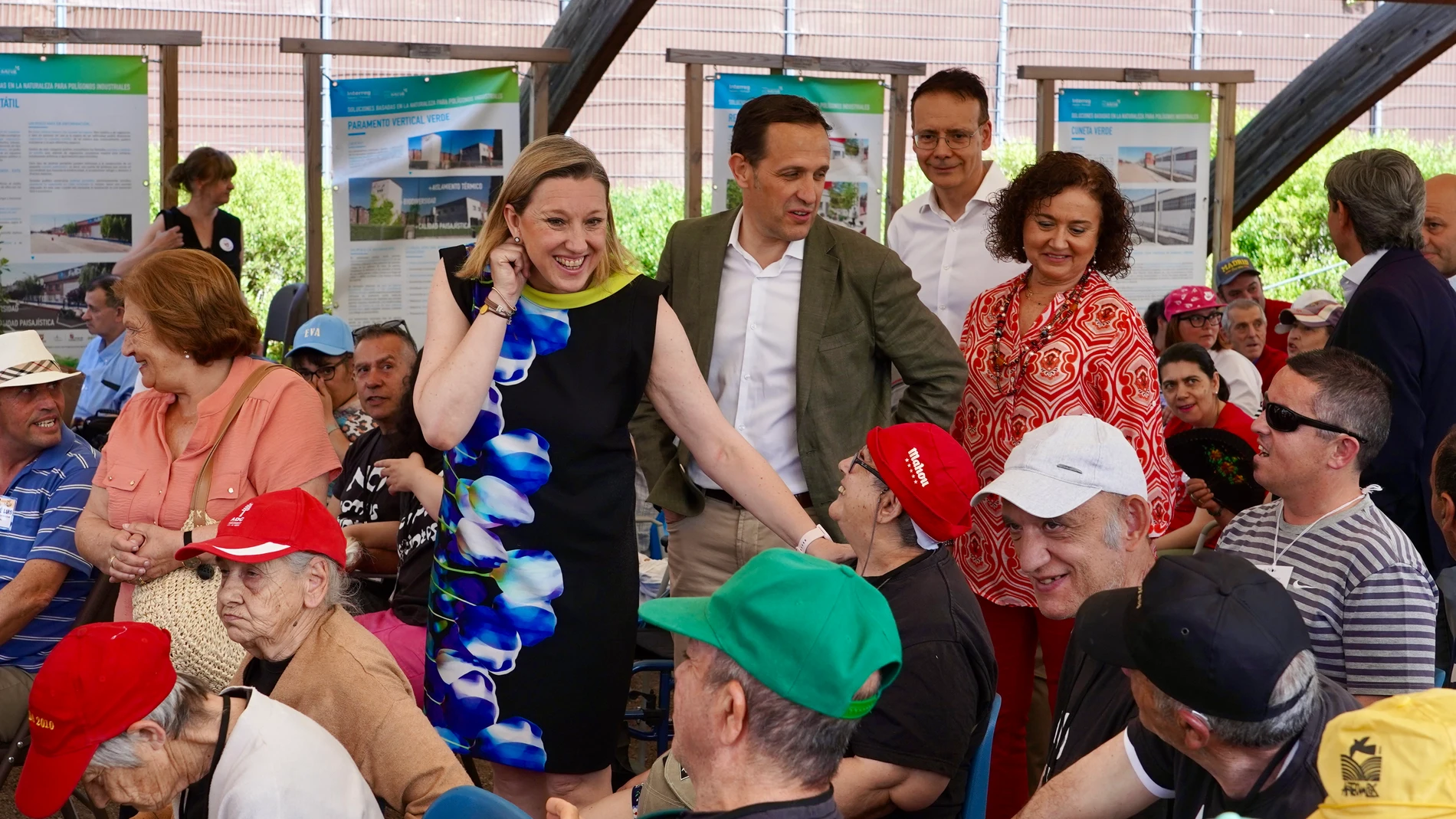 La vicepresidenta Isabel Blanco y el presidente de la Diputación de Valladolid, Conrado Íscar participan el XIV Encuentro de Personas con Discapacidad