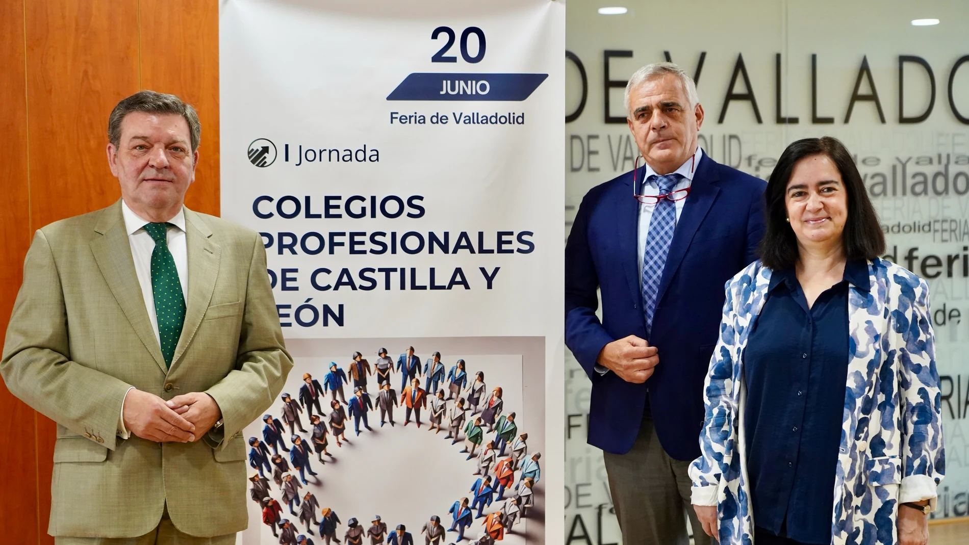 González Gago inaugura la I Jornada de Colegios Profesionales de Castilla y León