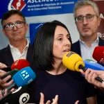 Rebeca Torró y Arcadi España se reúnen con el sector de los ascensores por el cambio de normativa en la zona afectada por la dana en Valencia