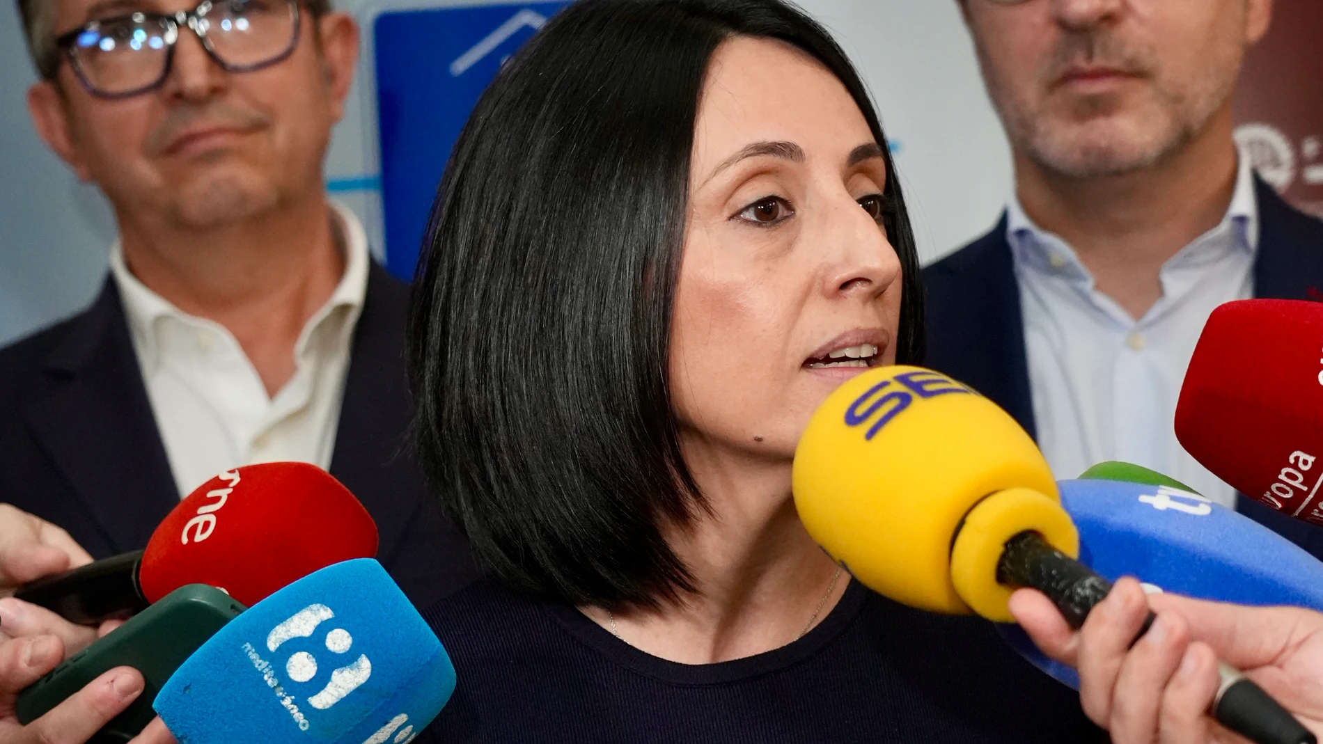 La secretaria de Estado de Industria, Rebeca Torró, ofrece declaraciones a la prensa tras la reunión con el sector de los ascensores, en la sede de la Federación Empresarial Metalúrgica Valenciana (FEMEVAL), a 20 de junio de 2025, en Valencia, Comunidad Valenciana (España). Este encuentro se da para tratar la reciente modificación de la normativa de los elevadores en la zona afectada por la dana.20 JUNIO 2025;ASCENCOVALEduardo Manzana / Europa Press20/06/2025