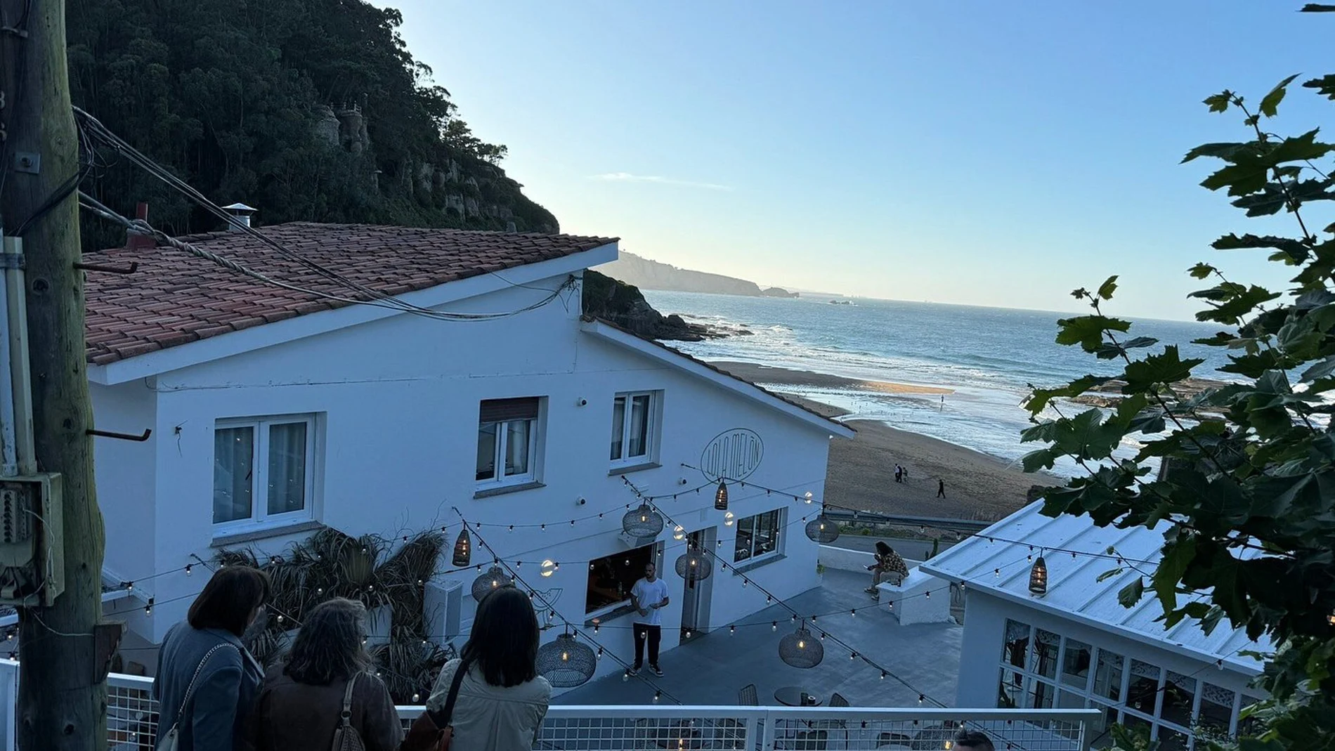 Lola Melón, un maravilloso restaurante con vistas al mar.