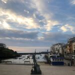 Atardecer en el puerto de Tapia.