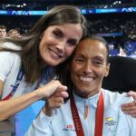 La Reina Letizia con Teresa Perales en los Juegos Paralímpicos de París