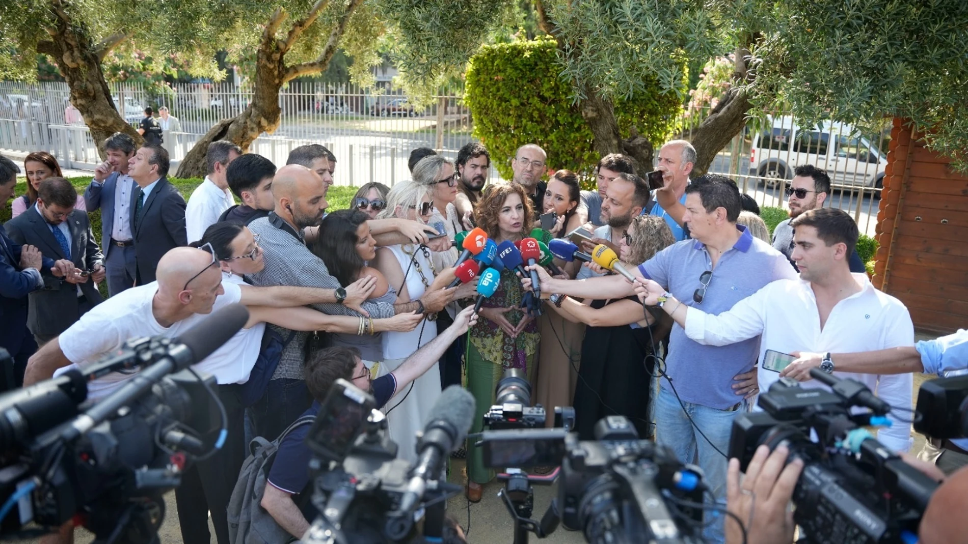 La vicepresidenta primera del Gobierno y ministra de Hacienda, María Jesús Montero, este viernes en Sevilla