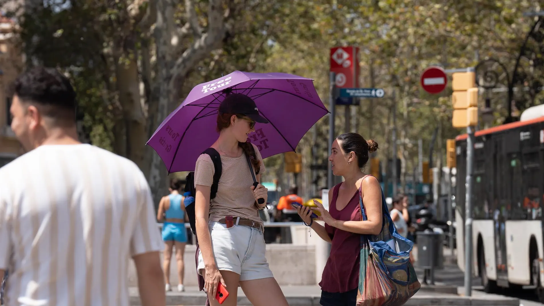 Más de la mitad de España está hoy en aviso por lluvias y calor, con Andalucía, Aragón y Cataluña en nivel naranja