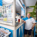 Negocio centenario de Madrid. Kiosko de Horchata Narvaez.Jose Manuel.