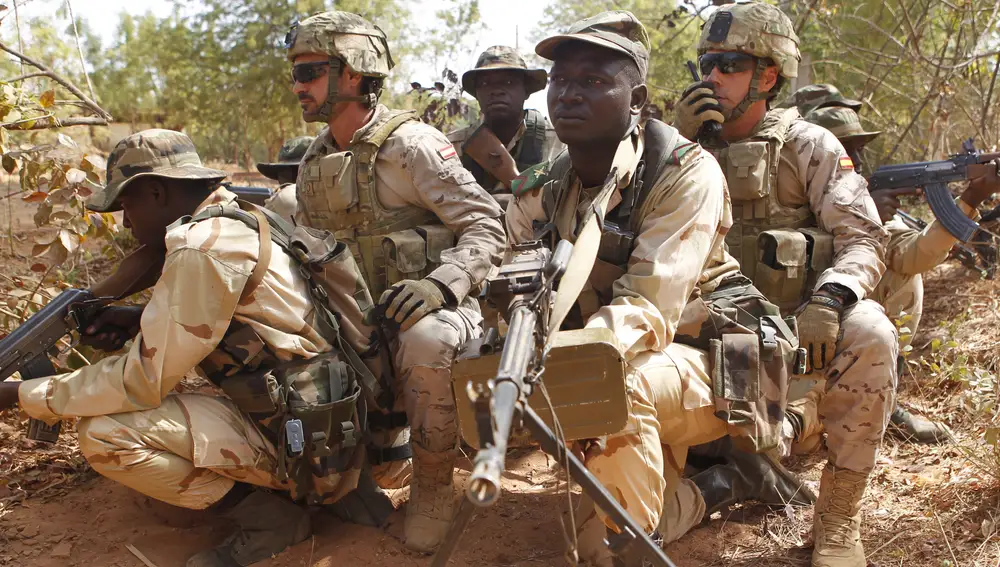 Militares españoles adiestran a soldados de Mali