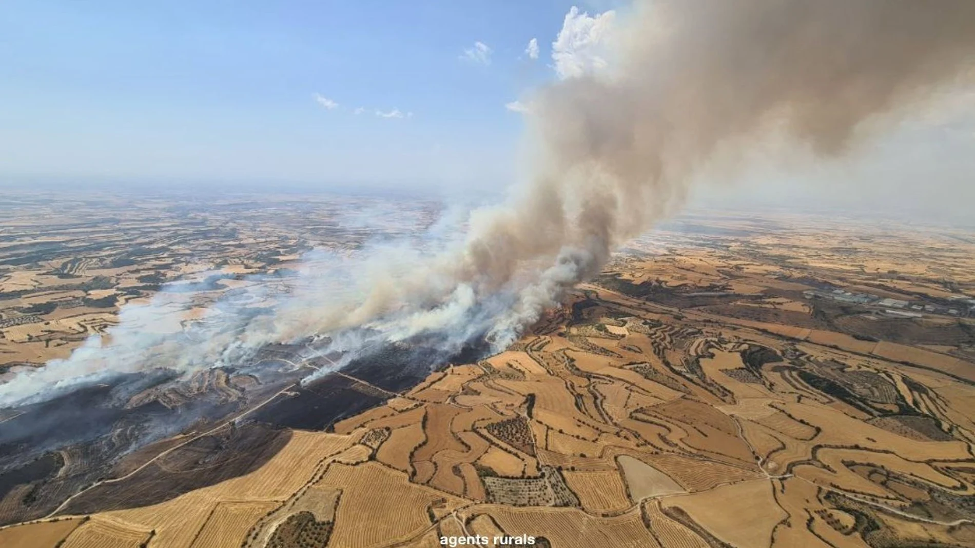 Incendios.- Se levanta el confinamiento de Cervera por el incendio en Granyena de Segarra (Lleida)