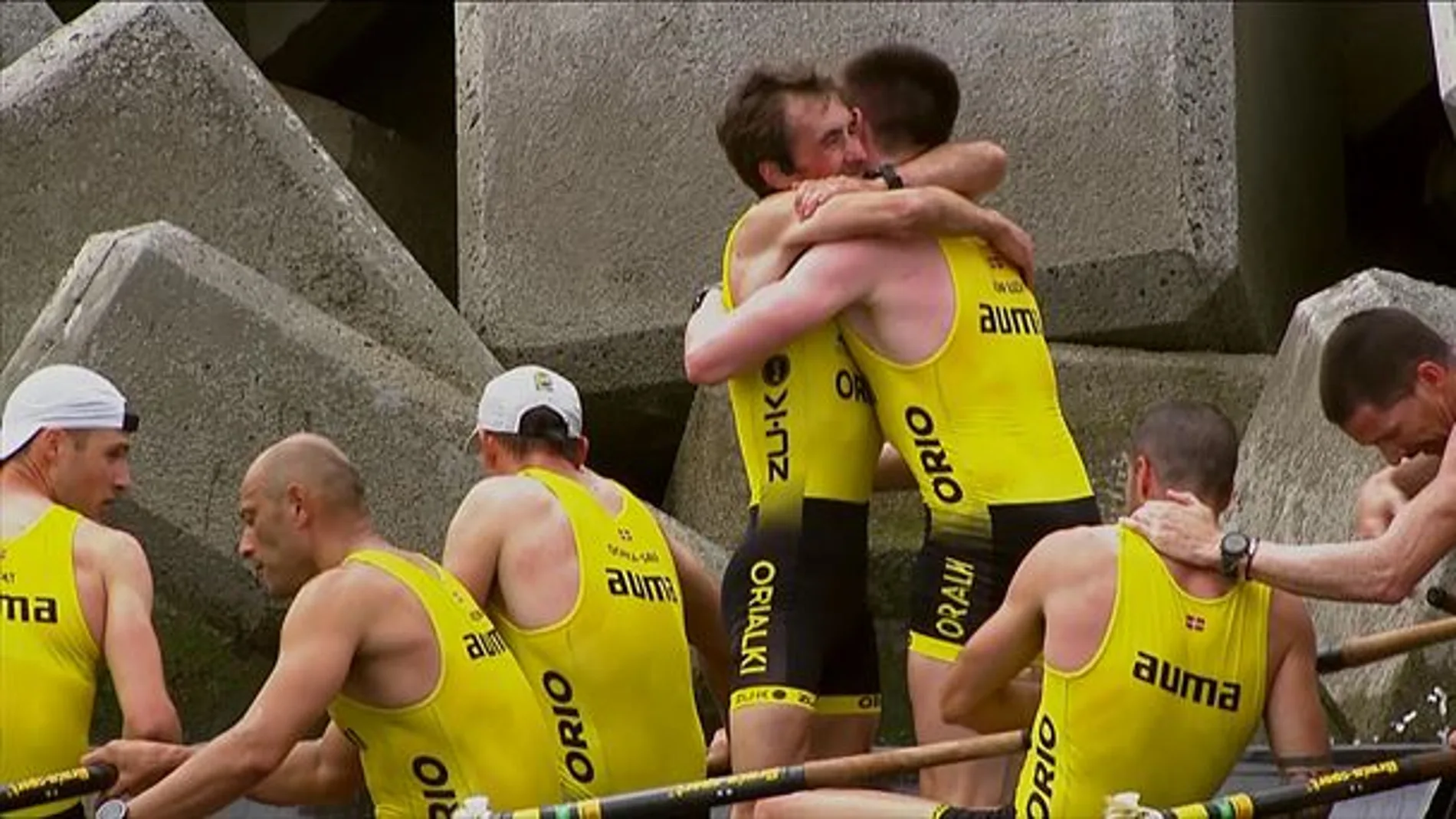 La tripulación de Orio celebra la victoria en el Campeonato de España