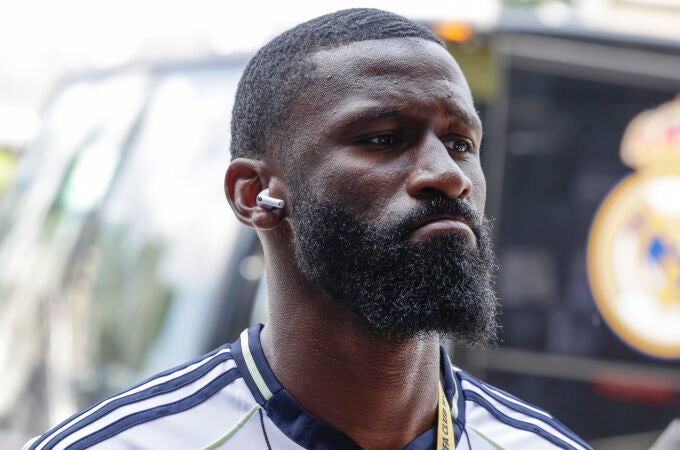 Rüdiger será titular por primera vez tras su lesión ante el Salzburgo