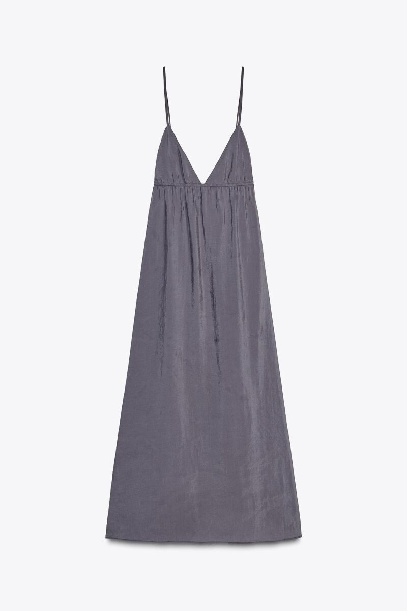 Vestido midi fluido tirantes.