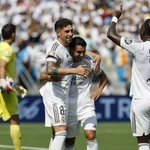 Fede Valverde y Brahim celebran el tercero gol del Real Madrid