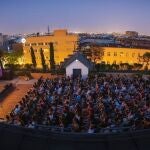 La Casa Encendida se convierte en un oasis veraniego para todos los públicos con cine, música, arte, campamentos y juegos de mesa