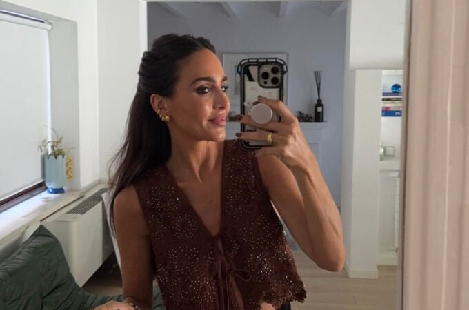 Rocío Osorno con chaleco de Zara.