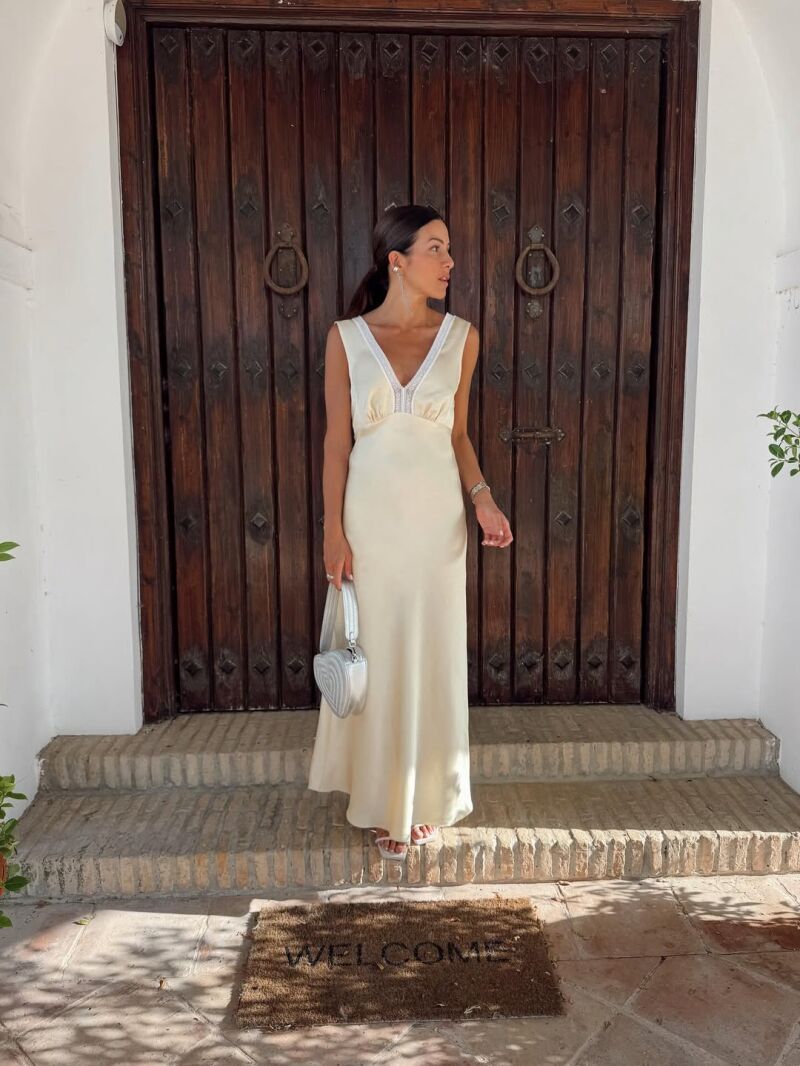 El look de Virginia Troconis.