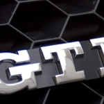 Que significan las siglas de los coches: RS, GTI, M