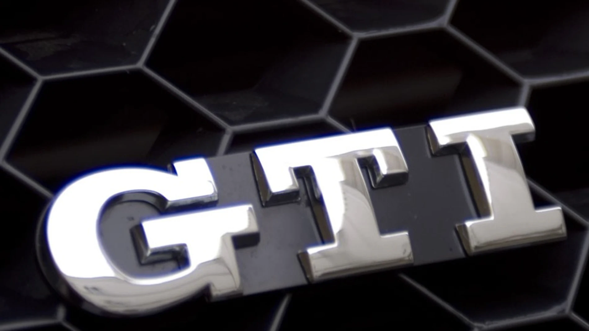 Que significan las siglas de los coches: RS, GTI, M