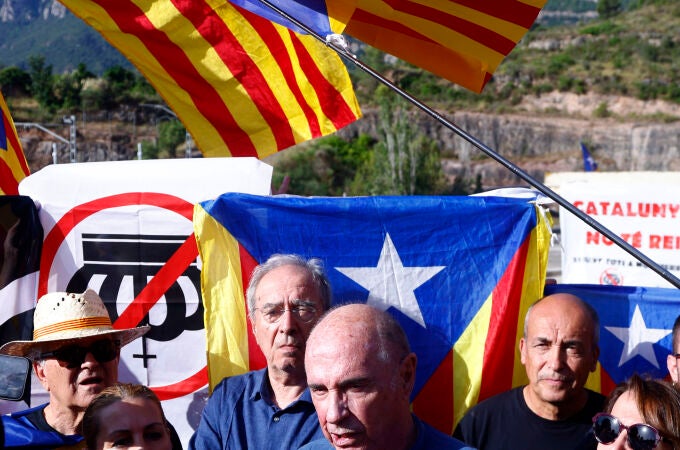 Lluís Llach (ANC), desde Montserrat: "Si España quiere este rey, que se lo quede"