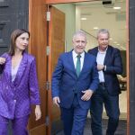 “No se va a encontrar nada mío fuera de la ley”, dice Torres, sin aclarar por qué se contrató a empresas sin experiencia sanitaria