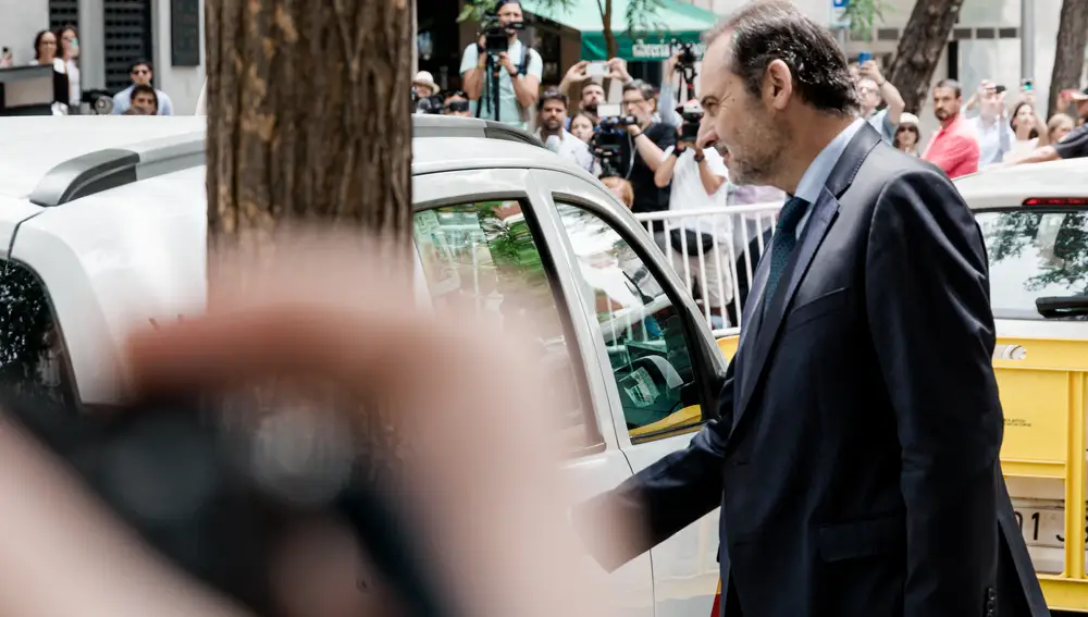 Ábalos y Koldo declaran en el Supremo por los presuntos amaños de obra pública