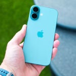 iPhone 16