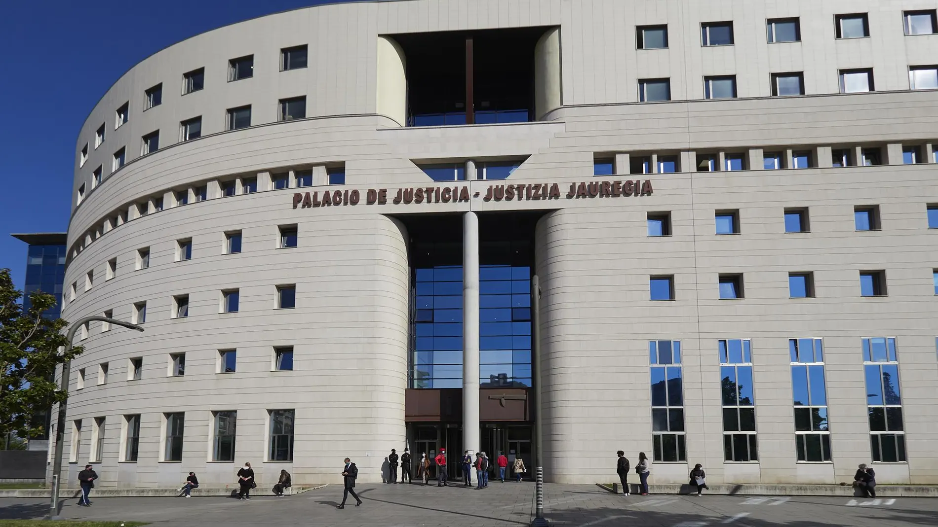 La Audiencia de Navarra condena a 5 años y 6 meses a un hombre que abusó durante 2 años de una cuñada menor de edad