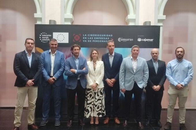 Los protagonistas del encuentro sobre ciberseguridad