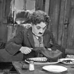 Fotograma de Charles Chaplin en 'La quimera de oro'