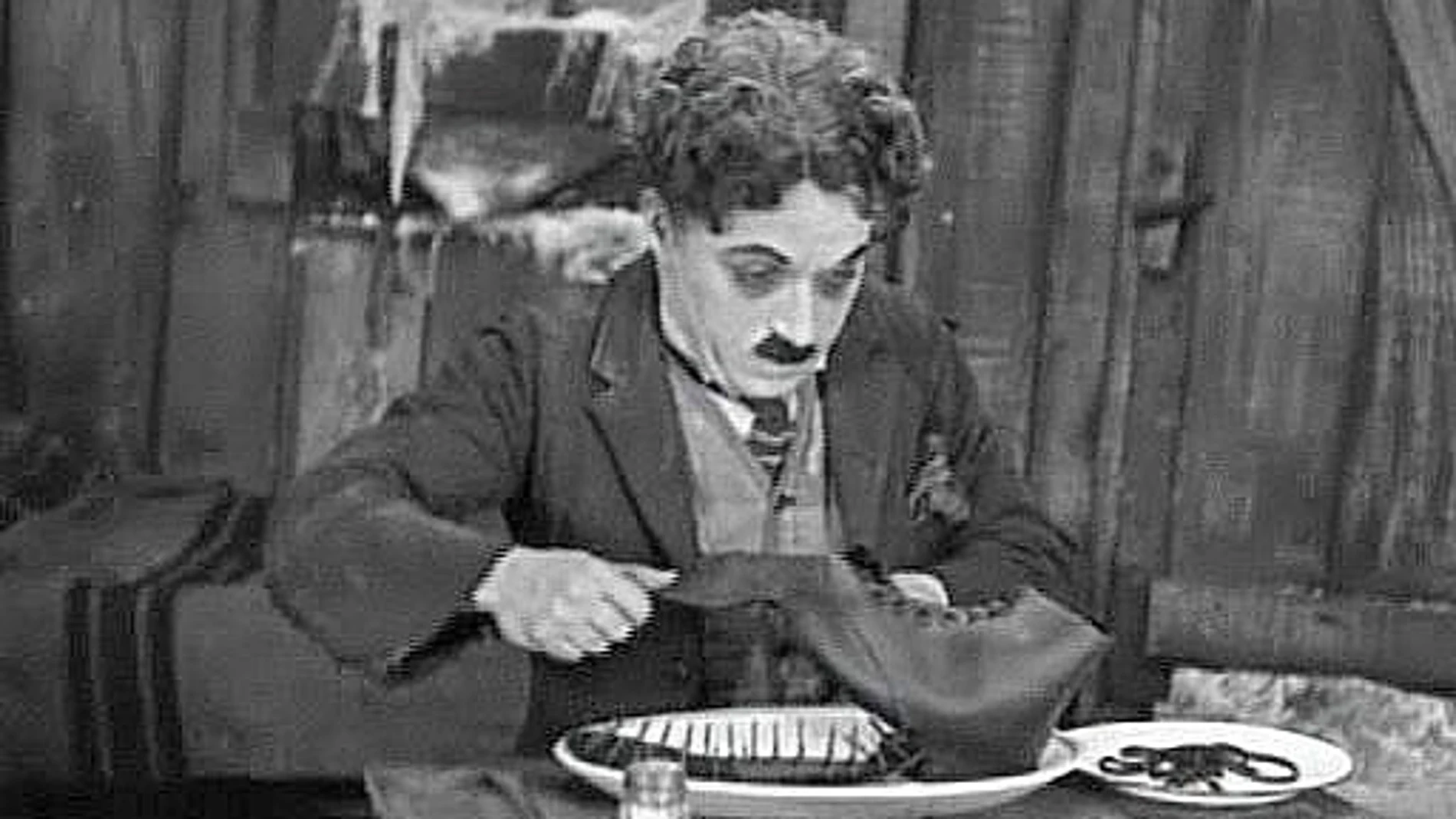 Fotograma de Charles Chaplin en 'La quimera de oro'