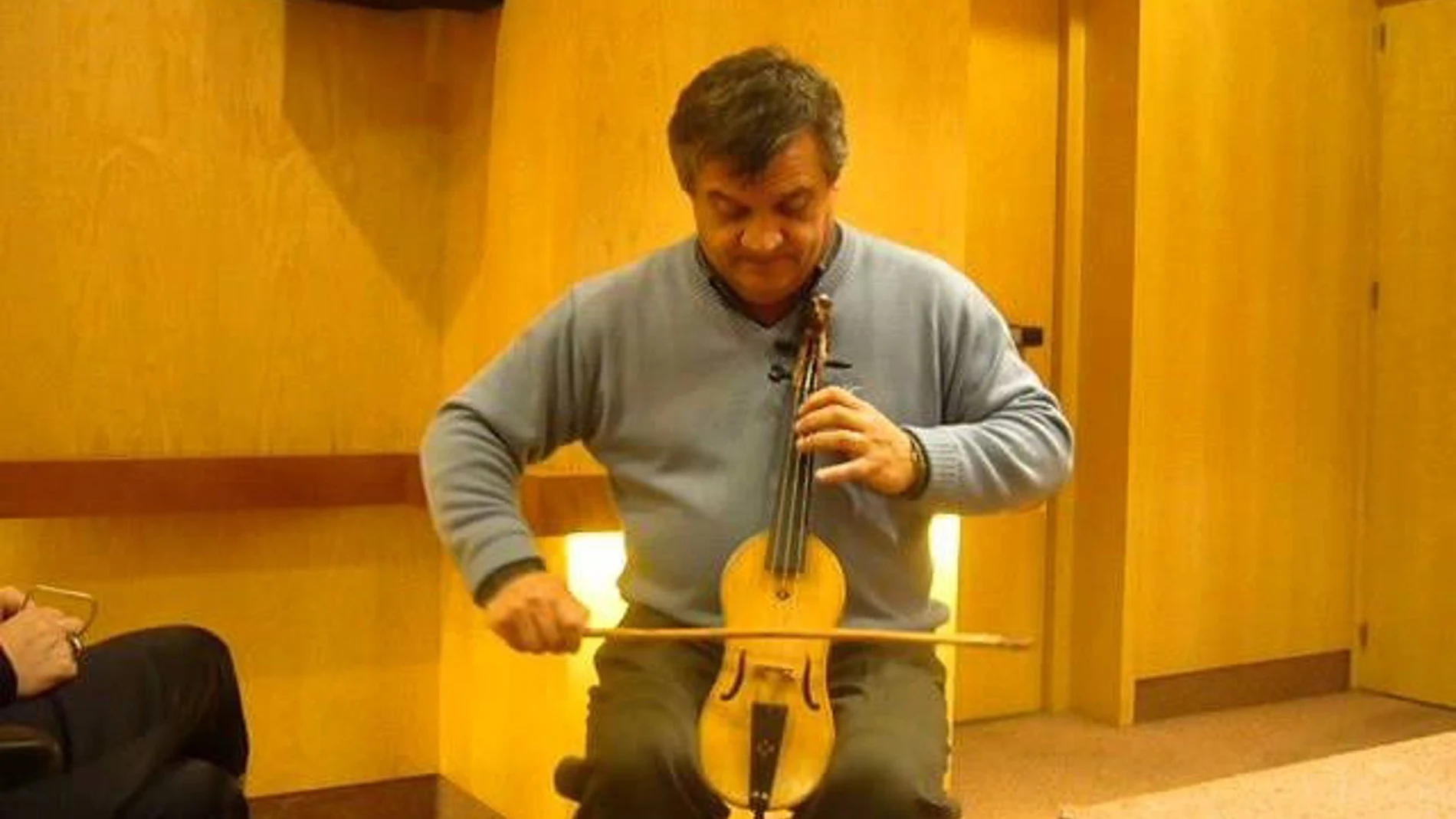 CANTABRIA.-La Gala del Folclore Cántabro se celebra hoy en el Palacio de Festivales y recordará a Chema Puente