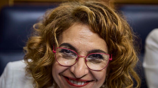 Sesión de control al Gobierno en el Congreso de los Diputados. Comparecen María Jesús Montero © Alberto R. Rol