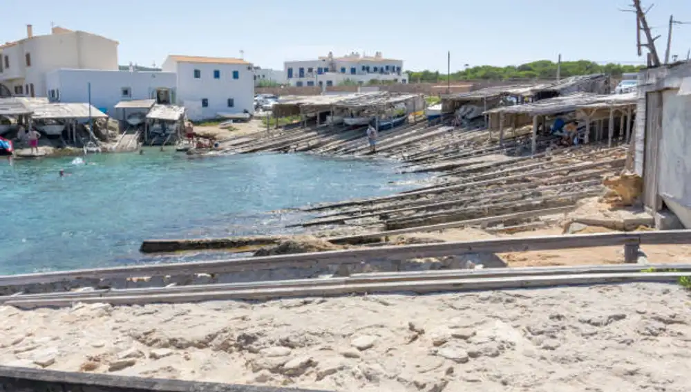 'Escacs' en es Caló, en la isla de Formentera