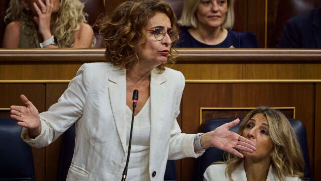 Sesión de control al Gobierno en el Congreso de los Diputados. Comparecen María Jesús Montero © Alberto R. Rol