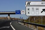 Cómo saber si la gasolinera está junto a la carretera o tomando un desvío