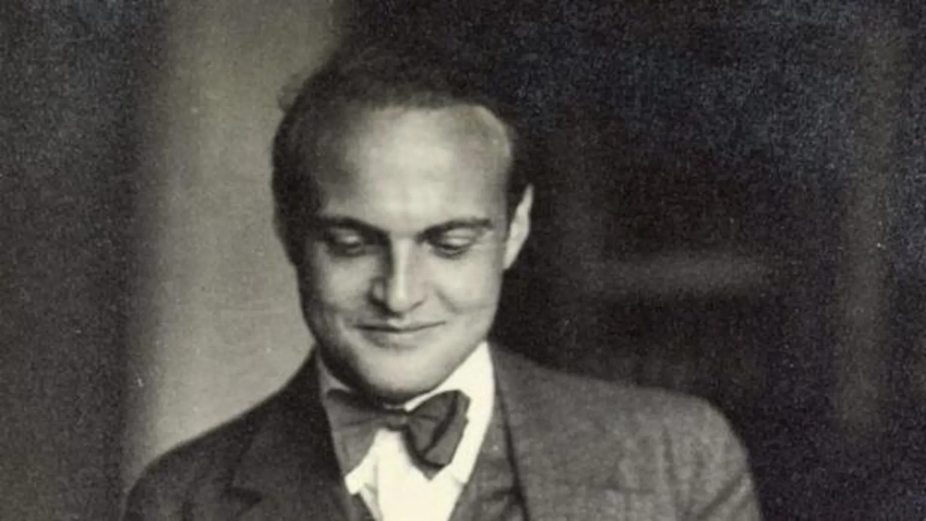 El periodista y escritor germano Sebastian Haffner de joven