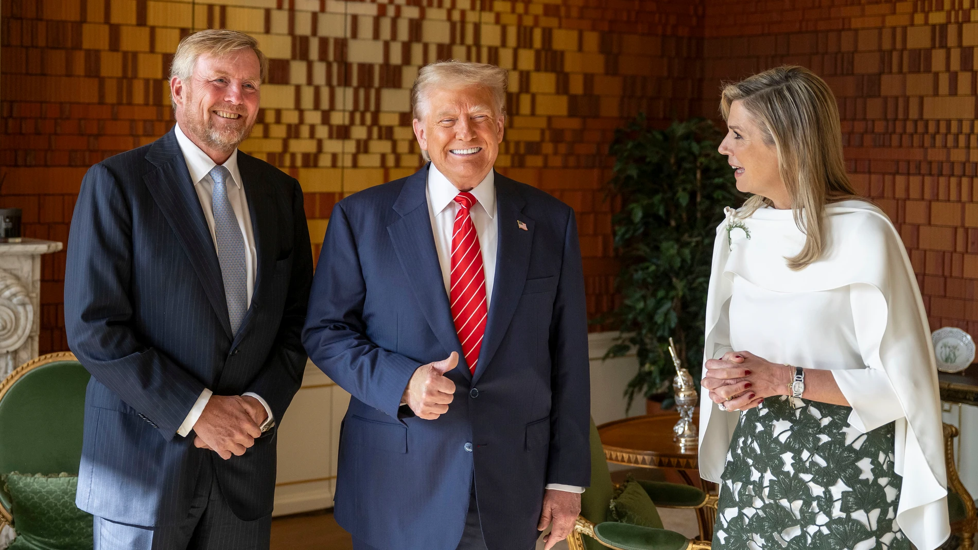 President Donald Trump poses with Netherland's King Willem Alexander and Netherland's Queen Maxima at the Paleis Huis den Bosch prior to attending a NATO summit in The Hague, Netherlands, Wednesday, June 25, 2025. (Frank van Beek, Pool Photo via AP)