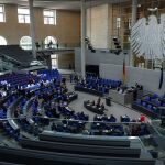 Alemania.- La cámara baja del Parlamento aprueba suspender durante dos años la reagrupación familiar para migrantes