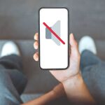 ¿Eres de los que tiene el móvil en silencio todo el día? Podrías tener estos rasgos psicológicos